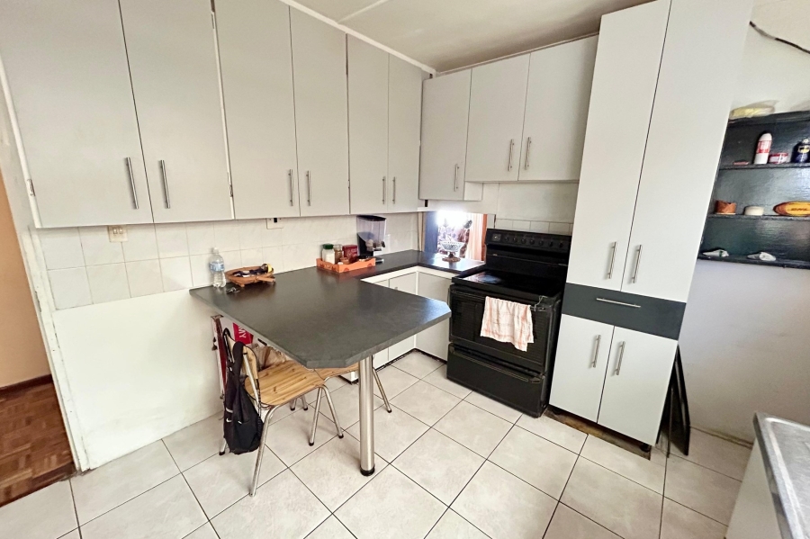 4 Bedroom Property for Sale in Belmont Park Western Cape